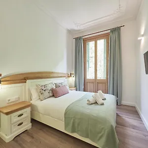 https://barcelonaforrent-the-central-flat.topbarcelonahotels.com